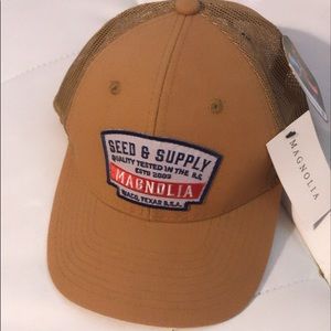 NWT! Magnolia badge Cap